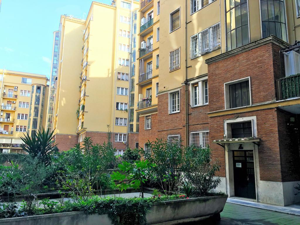 Vittorino Guest House Rome Exterior photo
